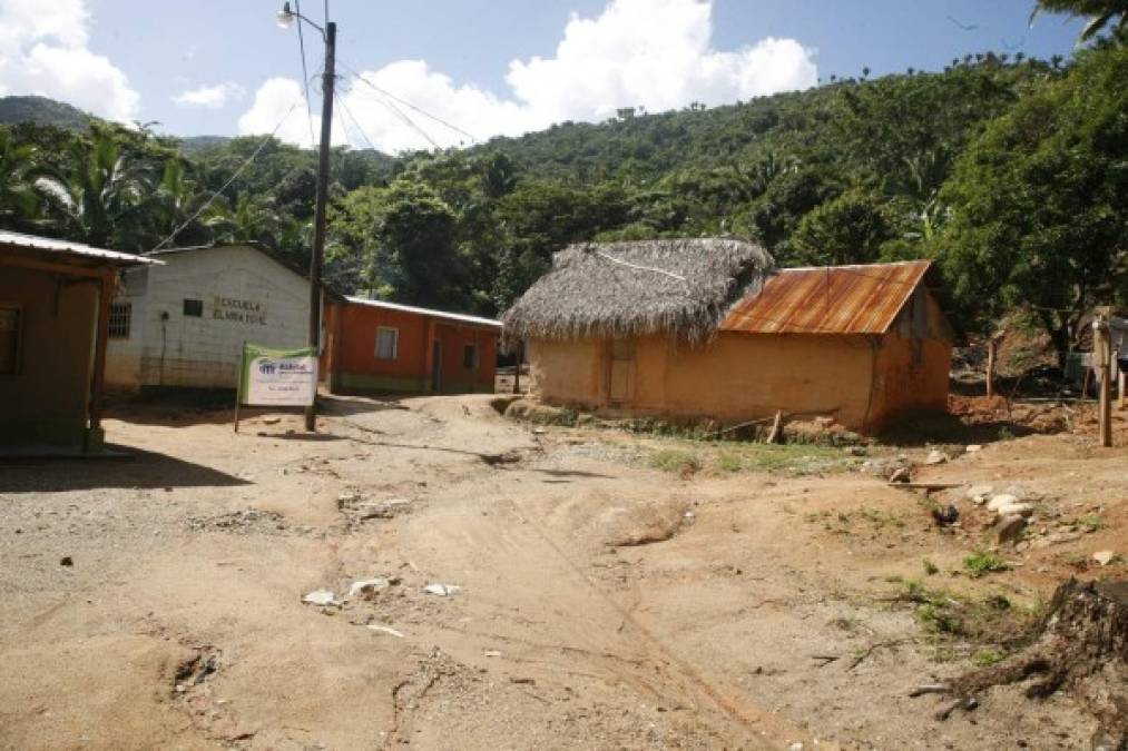 En la comunidad Moradel hay un centro turístico con cabañas para los que deciden conocer la vida de este grupo étnico de Honduras.