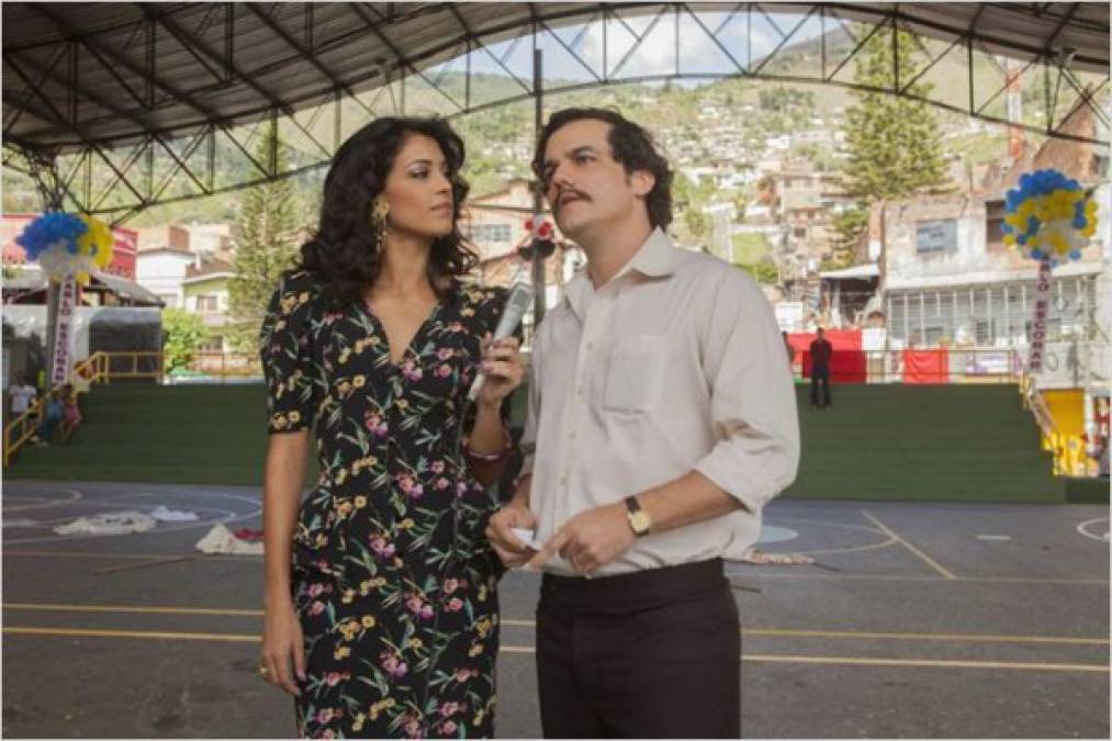 Los actores Stephanie Sigman y el brasileño Wagner Moura, son los protagonistas de la segunda temporada de la serie Narcos.