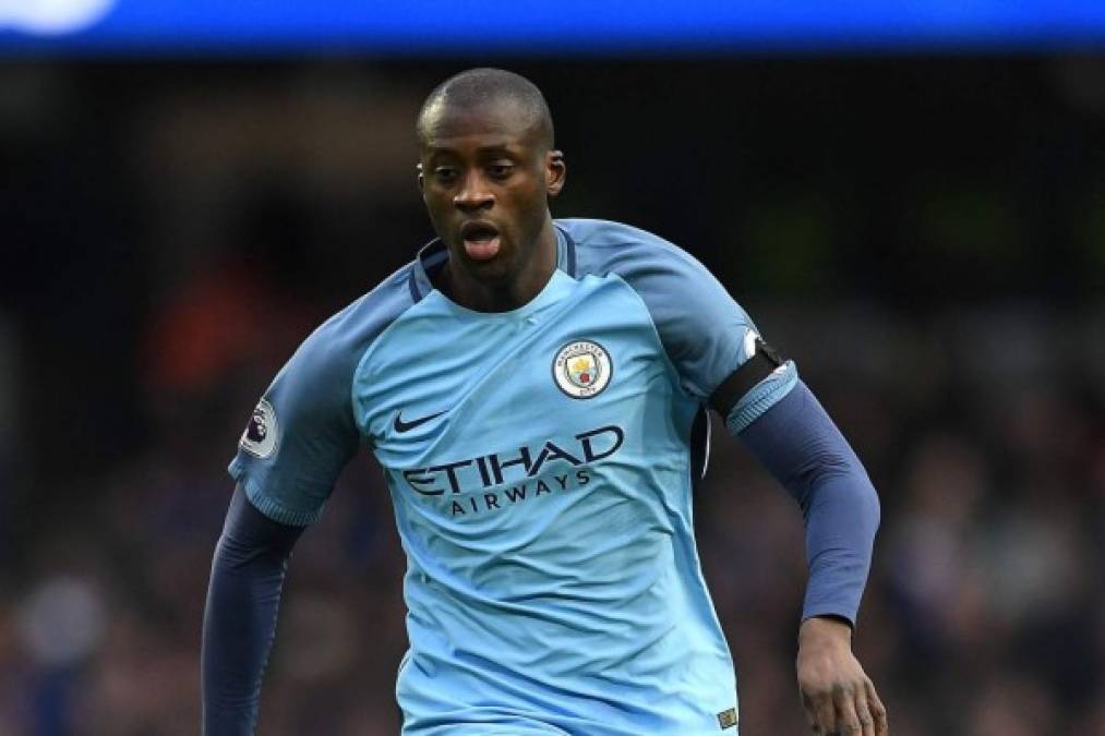 Yaya Touré se queda en el Manchester City, aseguró el agente del jugador, Dimitry Seluk. 'Todo está bien en el Manchester City. Permanecerá al 100 por ciento en el equipo en enero'. Así de contundente se mostró en los micrófonos de Sky Sport News. Además, añadió que Yaya 'quiere ser tres veces campeón de la Premier League, pero también disfruta ayudando a los jugadores jóvenes del equipo con su experiencia'.