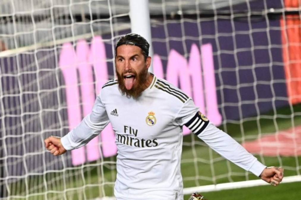 Según la Cadena Cope, Sergio Ramos ya le habló a sus compañeros más allegados del vestuario del Real Madrid que fichará por el PSG. Foto AFP.