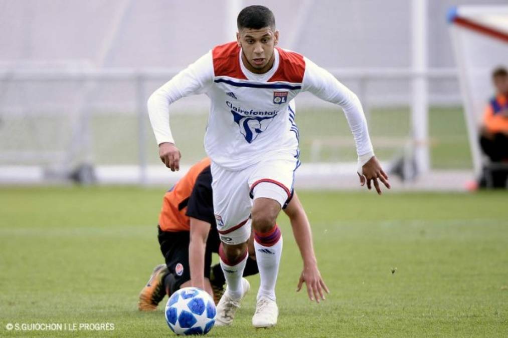 Según L'Equipe, la Juventus está muy cerca de cerrar el fichaje del media punta del Olympique de Lyon, Hamza Rafia, como una apuesta de futuro. Tiene 20 años y jugaría en el equipo reserva de la Serie C.