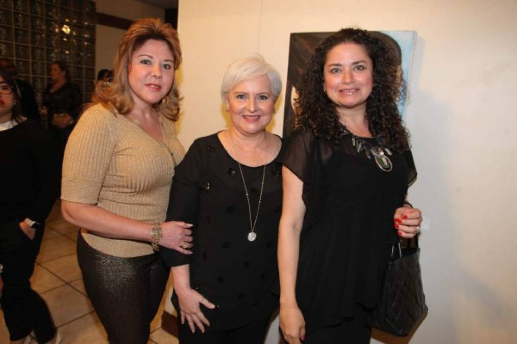 Ruth Valladares, Margarita Hernández y Fabiola Castejón.