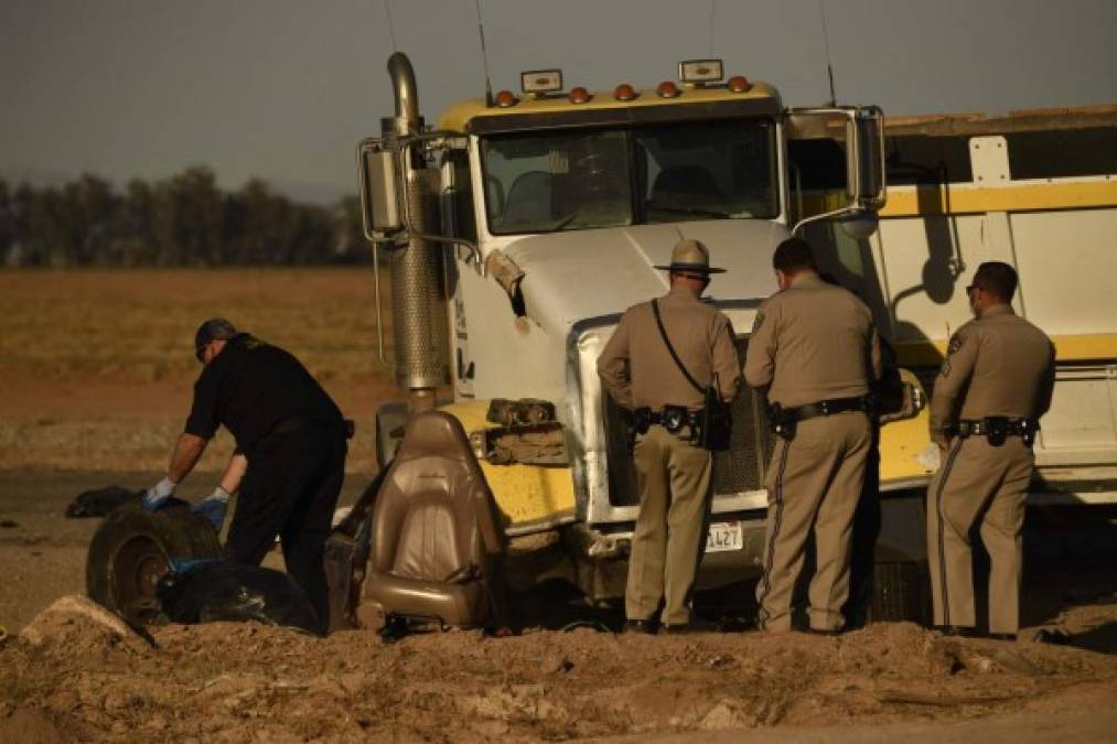 Doce personas, entre ellas el conductor, murieron en el accidente del pasado martes y una decimotercera tras ingresar en un hospital. Al menos 10 de las víctimas eran mexicanas.