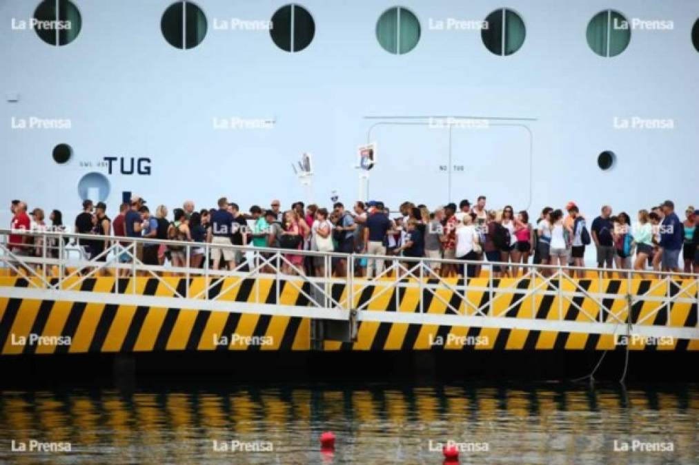 La construcción de este imponente buque tardó tres años e hizo su primer viaje en la primavera, realizando de siete a nueve viajes por el Mediterráneo.