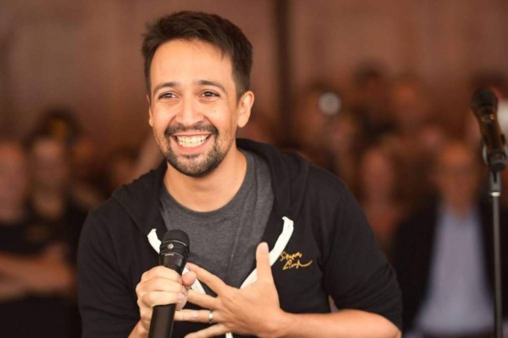 El actor, cantante y productor de origen puertorriqueño Lin-Manuel Miranda, artífice del éxito del musical 'Hamilton', se ha embolsado 45,5 millones en este 2020. El artista se ubica en el séptimo lugar de la lista de los más ricos.