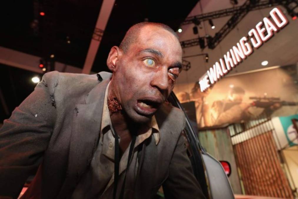 Los zombis de 'The Walking Dead' hicieron su aparición en la E3 para promocionar su propio juego.