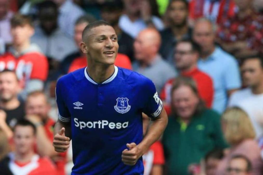 Desde Inglaterra señalan a Richarlison como el objetivo número 1 de dos potentes clubes europeos, el PSG y el Atlético de Madrid, jugador al que verían en el club rojiblanco como el sustituto ideal ante una posible marcha de Griezmann al Barcelona.