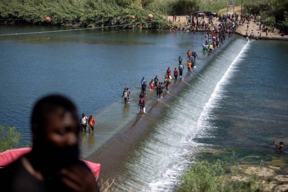 'La inmigración clandestina representa una amenaza importante para la salud y el bienestar de los habitantes cercanos a la frontera y para la vida de los migrantes', añadió el Departamento de Seguridad Interior en un comunicado.