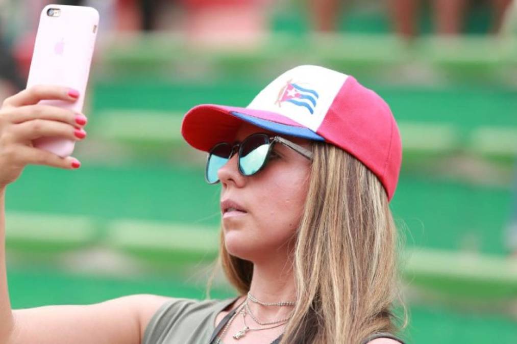 Esta belleza es la esposa del delantero cubano del Marathón, Yaudel Lahera.