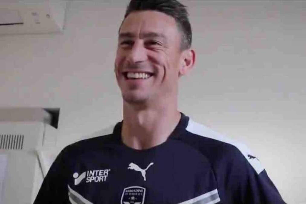 El defensa Laurent Koscielny, de 33 años, se comprometió este martes con el Girondins de Burdeos, anunció el club francés en un comunicado. Ni el precio de la operación ni la duración del contrato fueron precisados. Llega procedente del Arsenal.