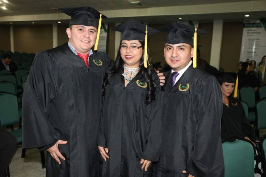 German Moreno, Lorena Maradiaga y Erick Alvarado.