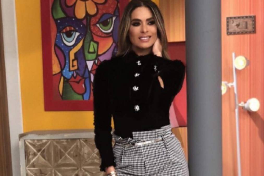 Lo cierto es que Galilea es una de los conductoras más populares de la televisión mexicana, su belleza física y sentido del humor la hacen robar cámara en cualquier proyecto que participe.