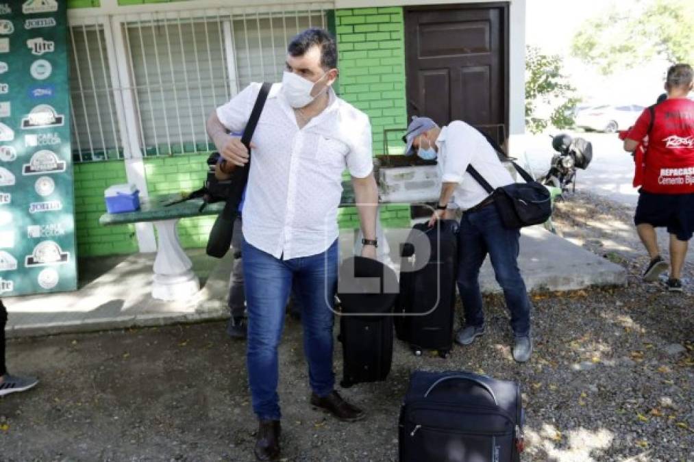 Con las maletas cargadas de ilusión, así llegó 'Tato' García a la sede del Monstruo Verde.