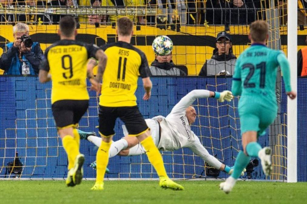 Marco Reus no suele fallar, pero hoy ante Ter Stegen no se pudo hacer presente en el marcador por la vía penal.