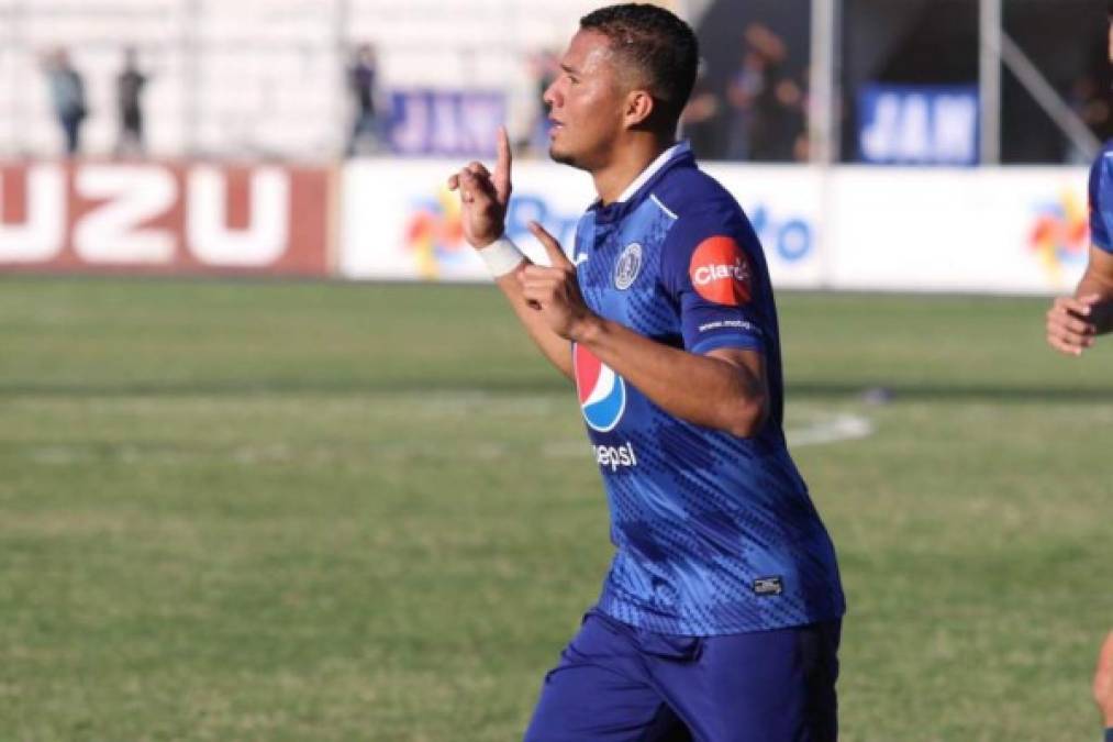 Walter Martínez: De lo mejor que tiene el Motagua en el centro del campo, el 'Colocho' es un jugador que juega muy bien por la banda.