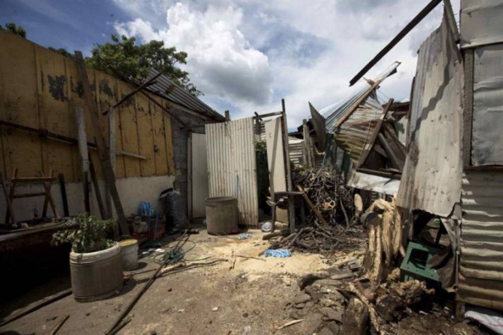 El tornado, que ocurrió en horas de la madrugada, no dejó muertos, pero catorce personas resultaron con lesiones leves, dijo el secretario general de la Alcaldía de Managua, Fidel Moreno, a través de medios del Gobierno.
