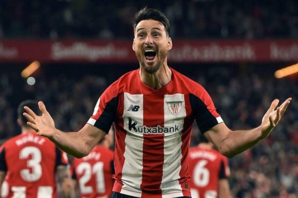 Aritz Aduriz: El delantero español de 39 años de edad milita en el Athletic Bilbao de España.<br/>