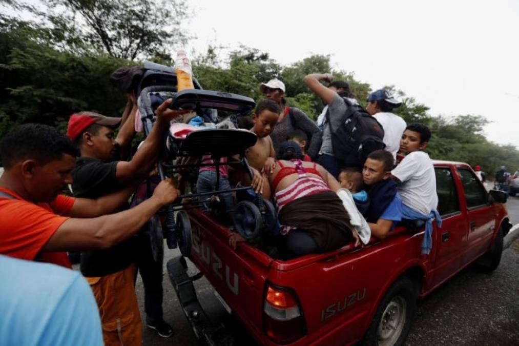La denominada 'Caminata del Migrante' partió de la ciudad de San Pedro Sula (norte de Honduras) el pasado 13 de octubre y la ONU calcula que son unas 3.000 personas la conforman.