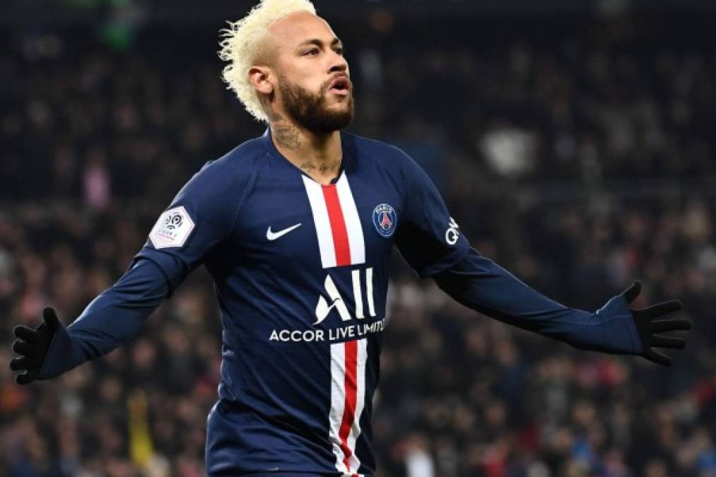 3. Neymar (París Saint Germain) - El delantero brasileño se lleva al mes un salario de 3,06 millones de euros al mes.