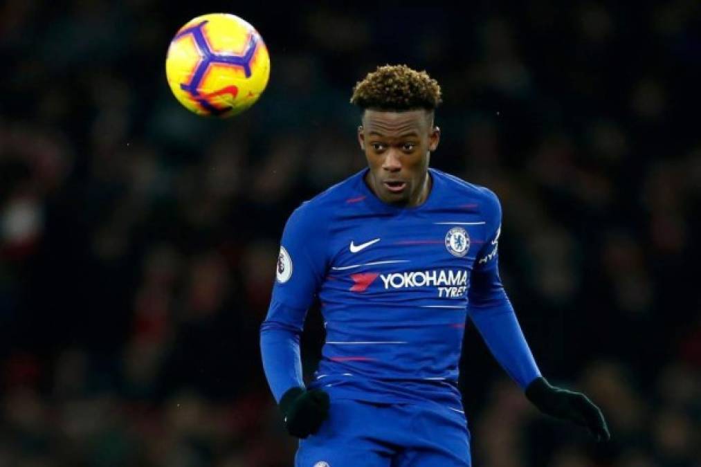 Según el 'Mail on Sunday', el extremo Callum Hudson-Odoi declinará la oferta de 96.000 euros a la semana que le propone el Chelsea para renovar. El jugador inglés tiene la intención de dejar el club londinense para irse al Bayern Múnich el próximo verano. En Alemania le consideran el heredero natural de Arjen Robben.