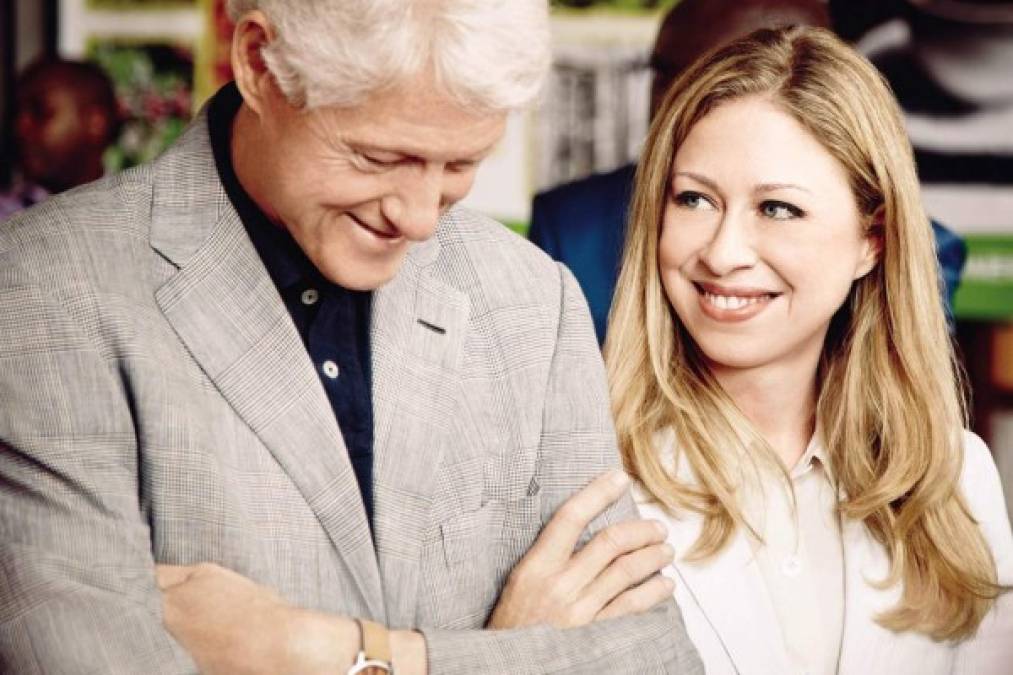 Nacida el 27 de febrero de 1980 en Little Rock, Arkansas, Chelsea ha sido desde el principio de su existencia lo más importante para sus atareados padres y muchos han querido ver en la única hija de los Clinton a una futura presidenta, aunque Chelsea prefiere el trabajo humanitario de la fundación familiar.