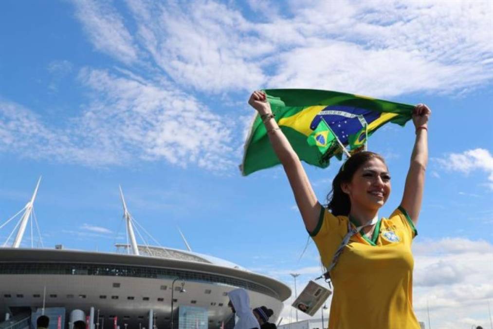 Las brasileñas se robaron el show en las chicas del día de Mundial. Foto EFE