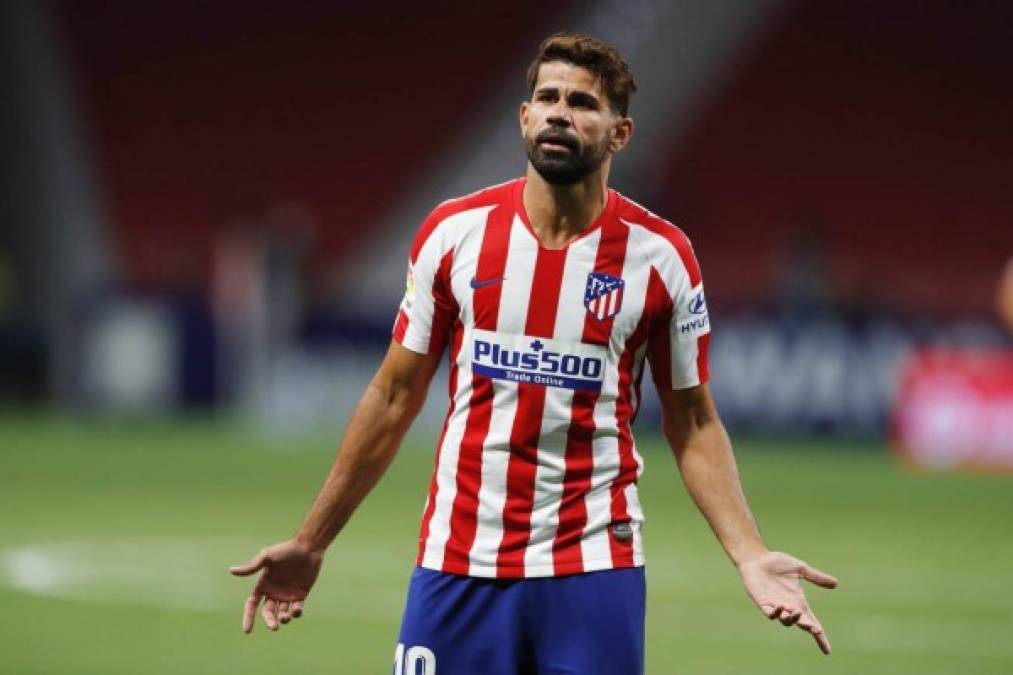 ¡Bombazo! El PSG estaría estudiando la posibilidad de fichar a Diego Costa, que llegaría con la carta de libertad en la mano, según informa el diario 'As'. Si el hispano-brasileño acaba saliendo del club colchonero, el principal candidato para llegar sería el uruguayo Edinson Cavani. Según confirmó Goal, el Atleti le ofreció un año de contrato más otro prorrogable al uruguayo, siempre que el equipo rojiblanco se clasifique para la Champions.