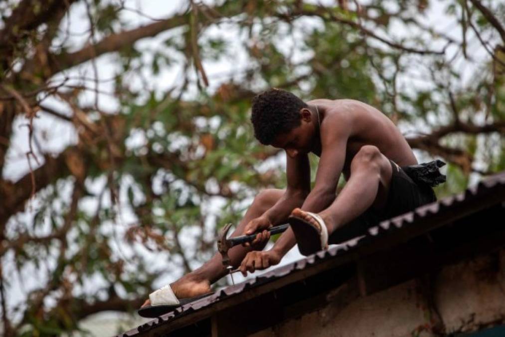 'Se espera que Iota se mantenga como un catastrófico huracán categoría 5 al acercarse esta noche (del lunes) a la costa noreste de Nicaragua', indicó el NHC en un reporte.