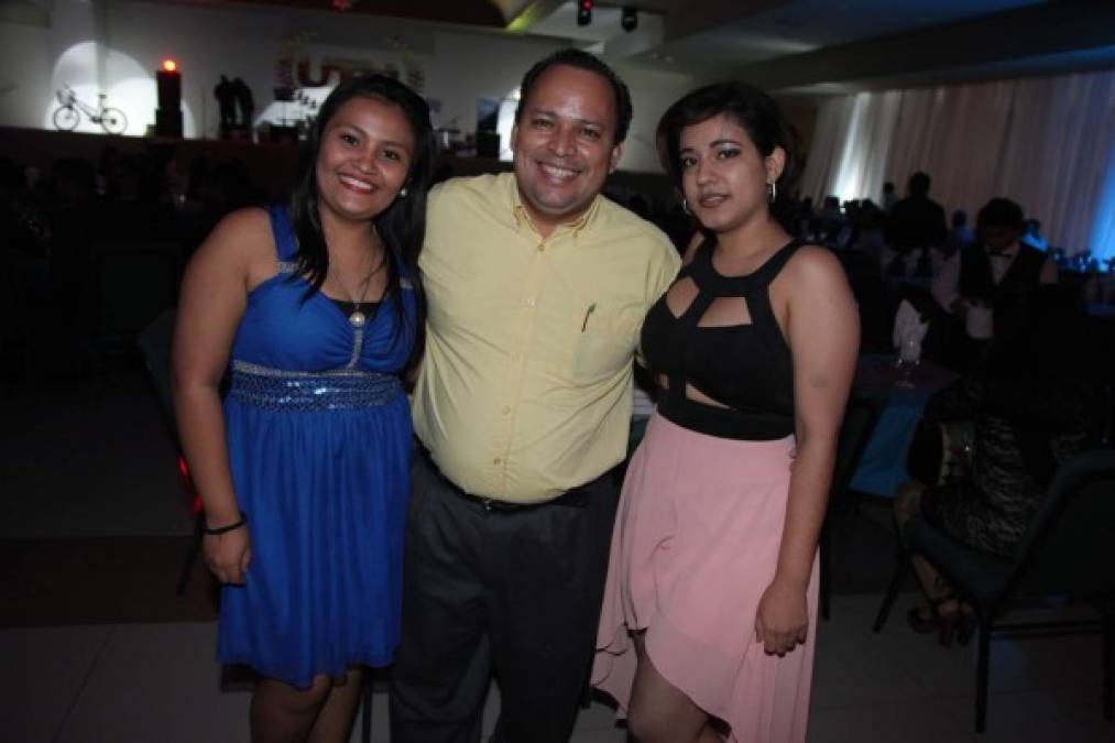 Heidy Vásquez, Enrique Chavarría y Lidia Canales.