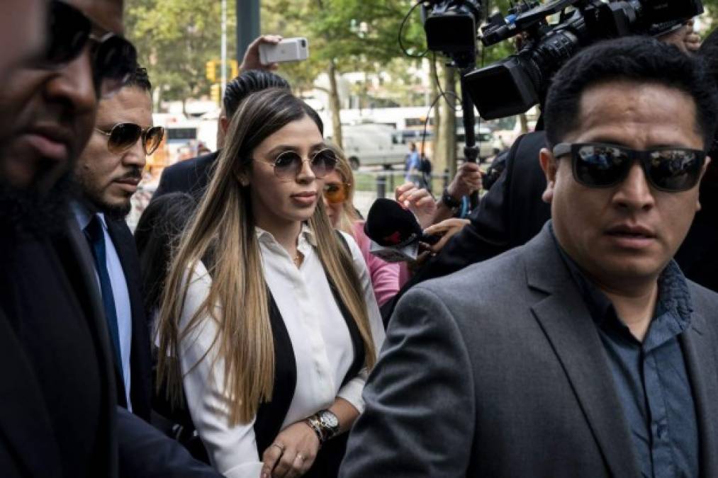 La ex reina de belleza de 29 años llegó a la corte de Brooklyn rodeada de varios guardaespaldas y evitó dar declaraciones a los medios de comunicación que la esperaban en las afueras del tribunal.