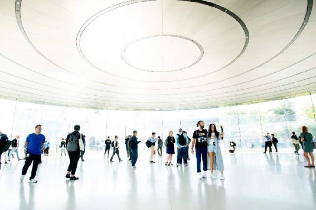 CUPERTINO, CALIFORNIA - SEPTEMBER 10: Apple's senior vice president of worldwide marketing Phil Schiller talks about the new iPhone 11 Pro during a special event on September 10, 2019 in the Steve Jobs Theater on Apple's Cupertino, California campus. Apple unveiled new products during the event. Justin Sullivan/Getty Images/AFP