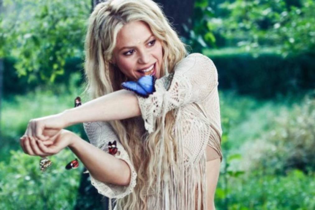 Shakira Isabel Mebarak Ripoll​​ es la cantautora, productora discográfica, bailarina, modelo y empresaria latina más reconocida y respetada del mundo. <br/><br/>Fotos: Instagram de Shakira