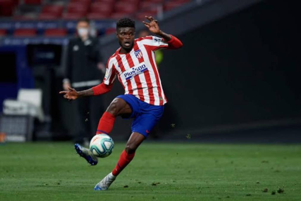 Según informa Mundo Deportivo, el Inter de Milán tiene como segunda opción para el centro del campo a Thomas Partey. La llegada de Kanté se augura complicada pero Conte baraja otras opciones. Los interistas saben que el Atlético de Madrid se remitirá a su cláusula de rescisión. 50 millones de euros es un precio prohibitivo para el equipo lombardo, que planea realizar una oferta de dinero más Ivan Perisic. El jugador croata siempre ha sido del agrado de Diego Simeone, pero ya tiene 31 años.