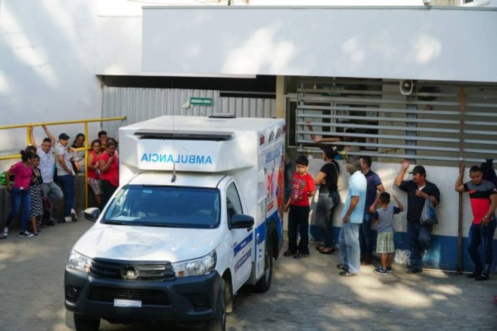 En las cinco emergencias llegan de 500 a 600 pacientes cada día. Por ser un hospital referente, el Mario Rivas recibe pacientes de Gracias a Dios, Copán, Santa Bárbara, Yoro, Colón.