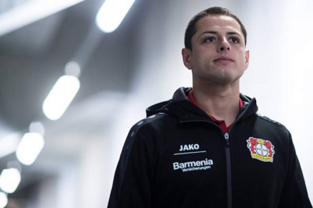 El atacante mexicano Javier “Chicharito” Hernández, quien milita en Bayer Leverkusen, se encuentra en la órbita del Olympique de Lyon para reforzar la ofensiva con miras a la temporada 2017-2016. El cuadro de la Ligue 1 de Francia pretende al delantero jalisciense ante la inminente salida de su figura en ofensiva Alexander Lacazette, quien está cerca de fichar por el Atlético de Madrid.