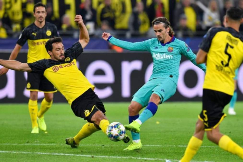 Griezmann no pudo destacar en su debut con la camiseta del FC Barcelona en la Champions League.