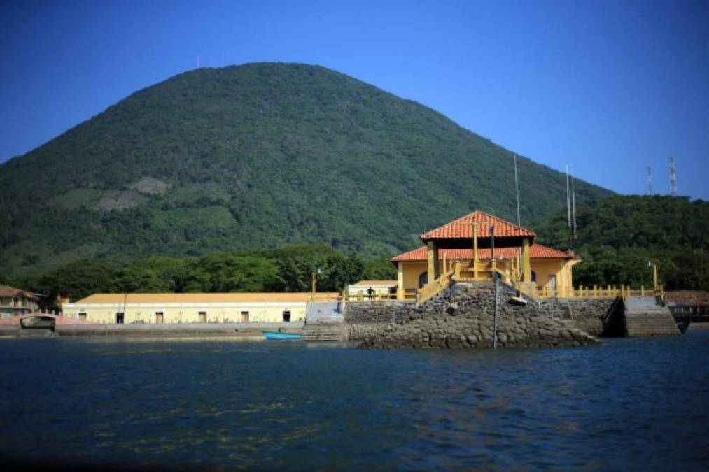 El puerto de Amapala, ubicado en la Isla del Tigre al sur de Honduras.