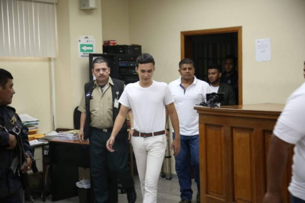 Elvin Heriberto Rápalo es otro de los implicados por el delito de asesinato en su grado de ejecución de tentativa en perjuicio del testigo protegido. El Tribunal lo encontró culpable.