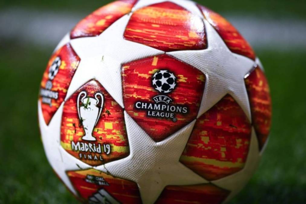 El bonito balón con el que se disputan los octavos de final de la Champions League.