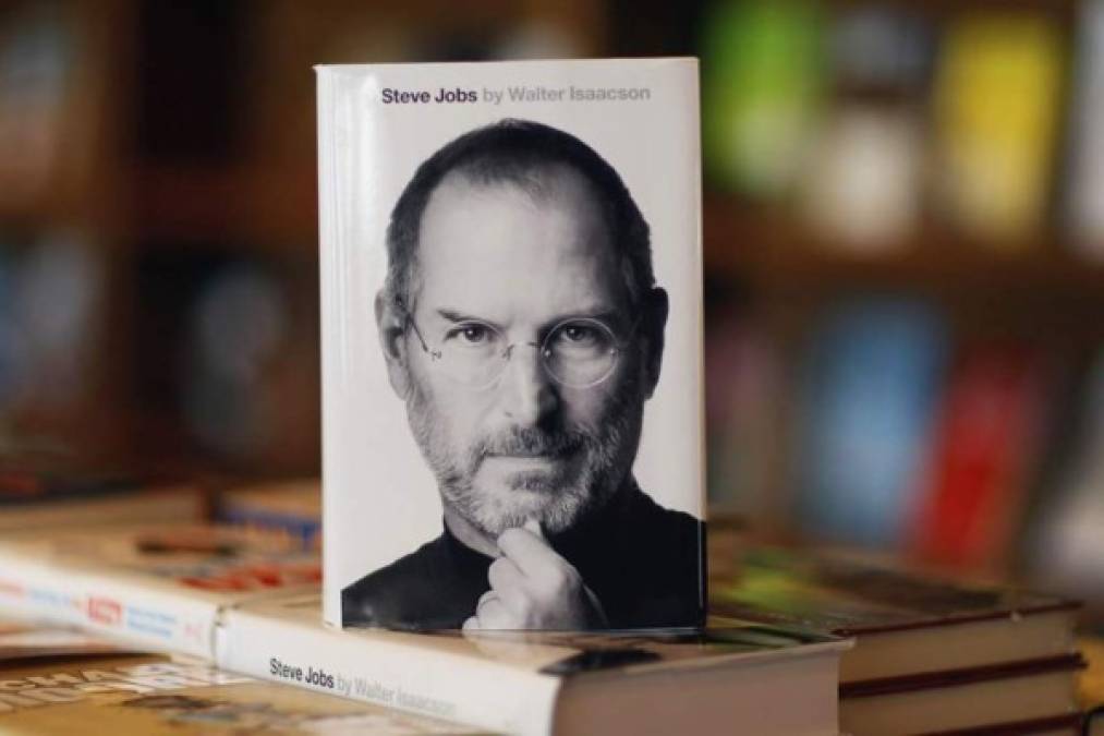 Un 24 de febrero de 1955 nació Steve Jobs, quien murió un 5 de octubre de 2011. Sin embargo, sus aportes y legado siguen vigentes, esto lo convierte en uno de los hombres más icónicos e importantes de nuestra época.