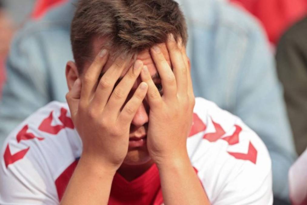 Los aficionados de Dinamarca rompieron en llanto al ver como Eriksen se desplomó. El miedo era total.