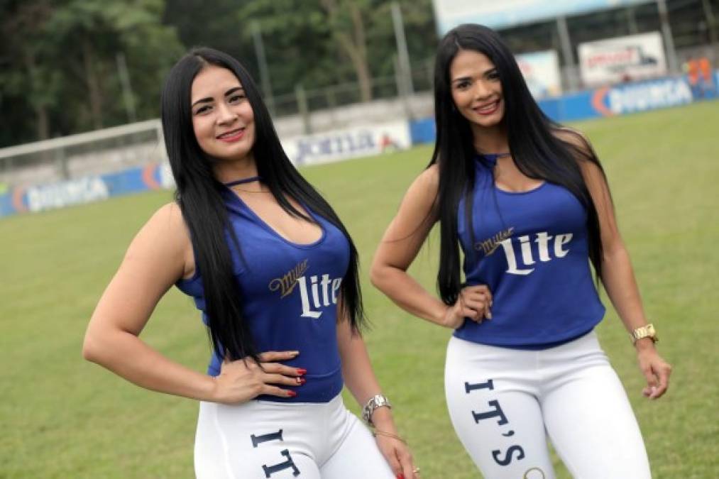 Estas hermosas chicas engalanaron la cancha del estadio Yankel Rosenthal.