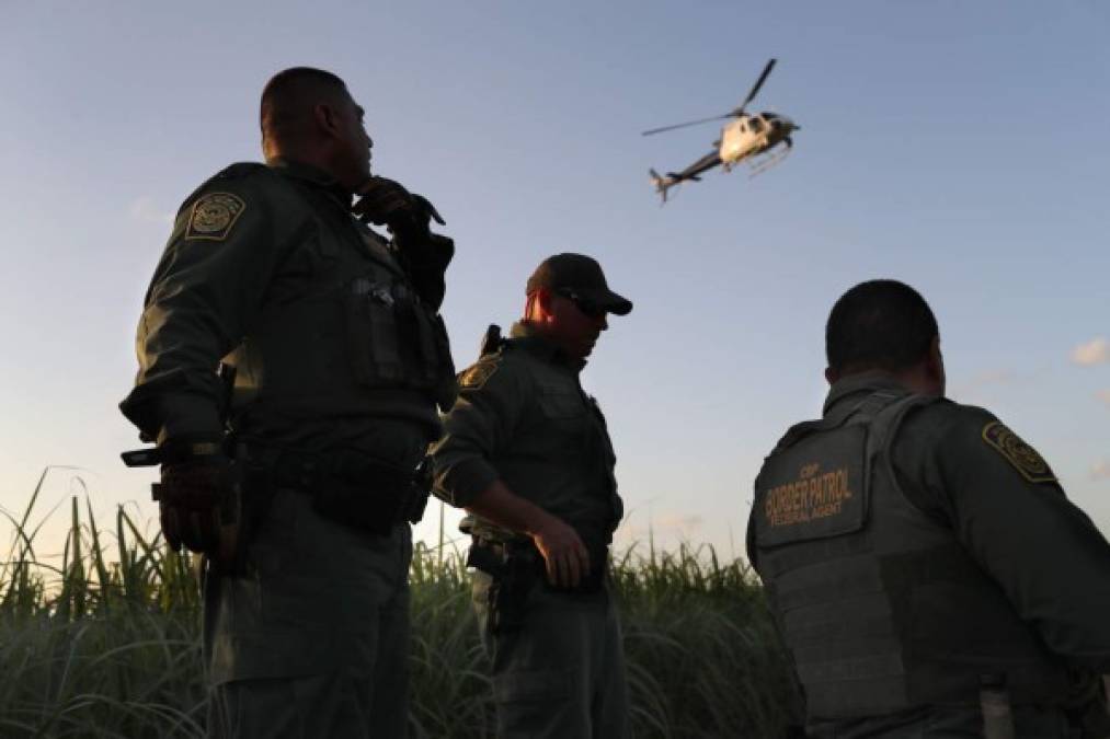 La Patrulla Fronteriza ha recibido el apoyo de la Guardia Nacional desplegada por órdenes de Trump en los estados de Texas, Nuevo México y California.