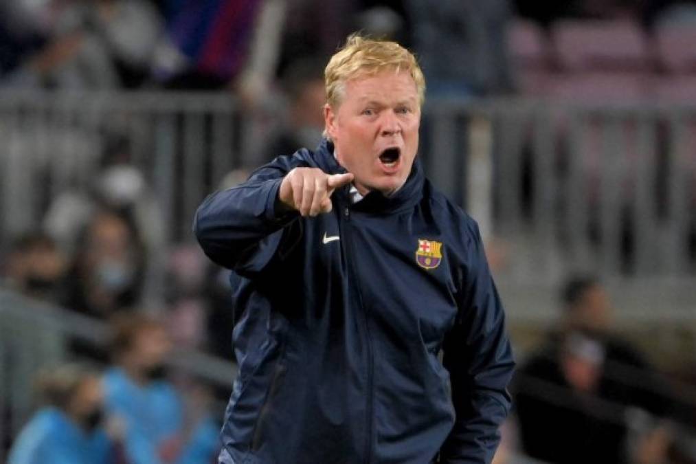 Ronald Koeman estaba desesperado por el mal rendimiento del Barcelona en el Camp Nou ante Granada.