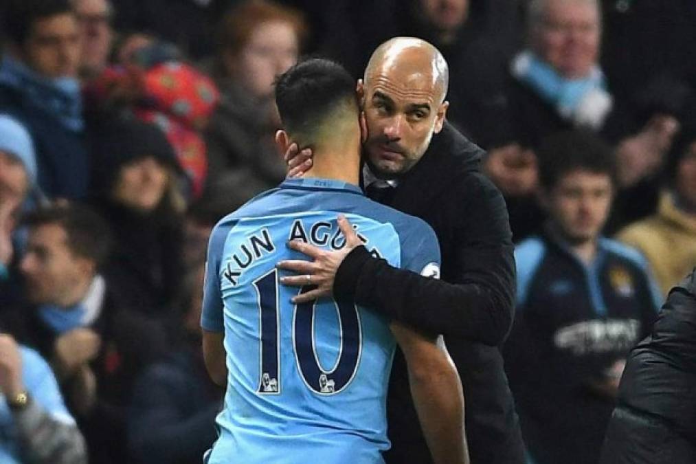 Sergio Agüero quiere saber cuál será su papel la próxima temporada en el Manchester City. Y se reunirá con Pep Guardiola para que se lo aclare, según The Telegraph. El argentino, que esta campaña ha perdido algo de presencia en el equipo, no quiere poner en peligro su presencia en la próxima Copa del Mundo. El Kun y Pep se sentarán a discutir el futuro del jugador una vez que los citizens disputen su último partido en la Premier. Agüero tiene tres años más de contrato con el City, pero podría plantearse su salida del club.