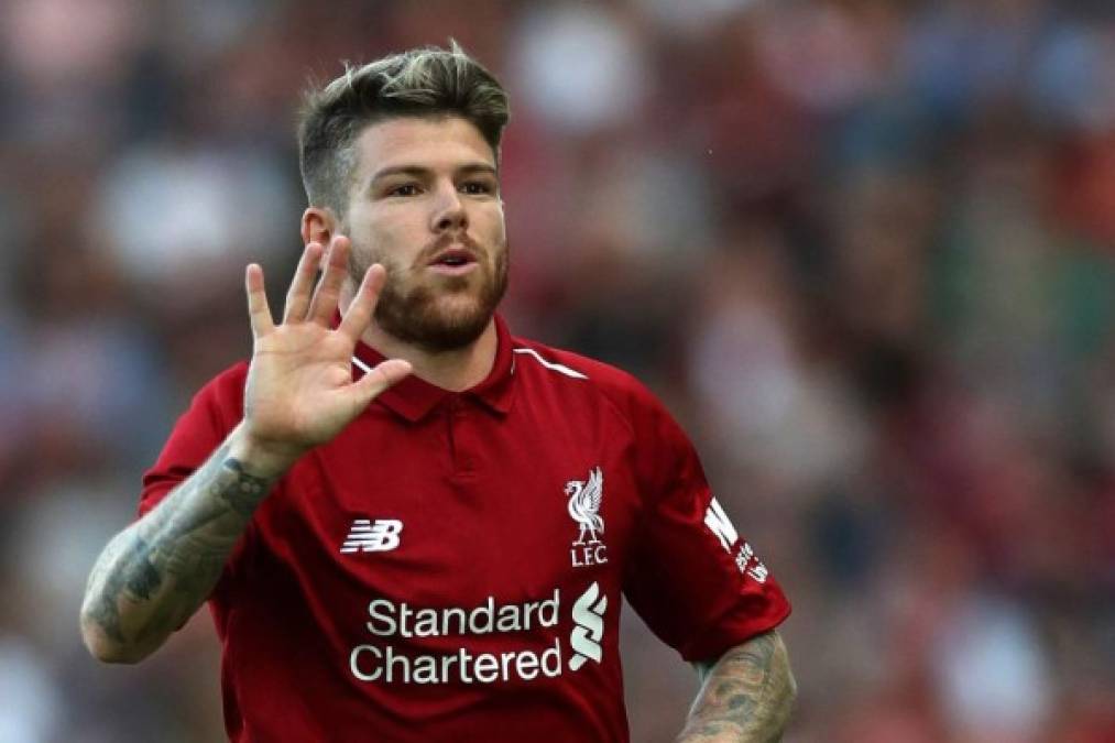 Alberto Moreno: El lateral izquierdo juega en el Liverpool y es otro de los jugadores que podrían llegar al Barcelona. La prensa de España informa que se le habría ofrecido al club catalán.