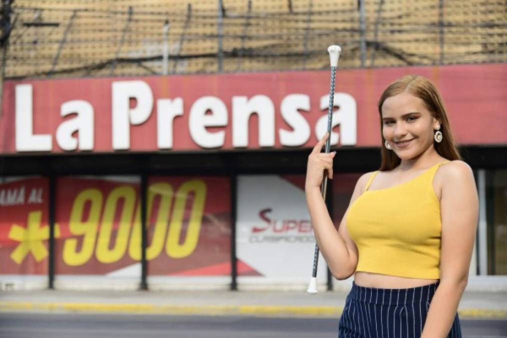 Con tan solo 15 años, Alejandra ya tiene en la mira uno de sus objetivos primordiales, convertirse en una gran profesional para aportar lo mejor de sí a Honduras.