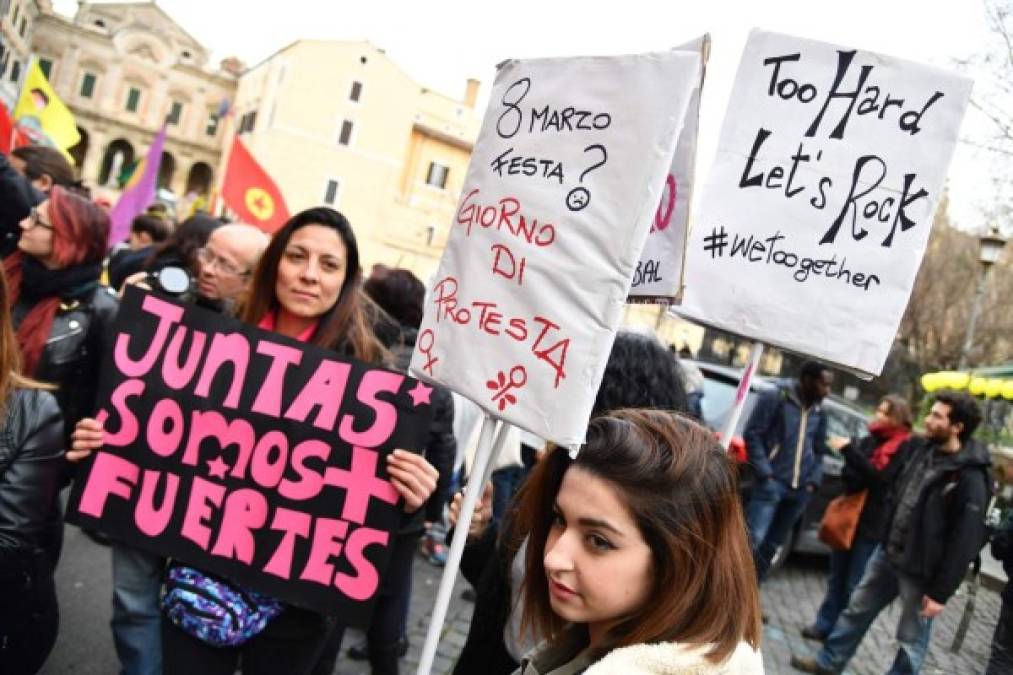 Las movilizaciones son mundiales, con numerosos actos, paros y marchas en América Latina (México, Chile, Argentina, Brasil, Colombia, etc), y en Twitter la etiqueta #DíaDeLaMujer, declinada en varios idiomas, era tendencia.