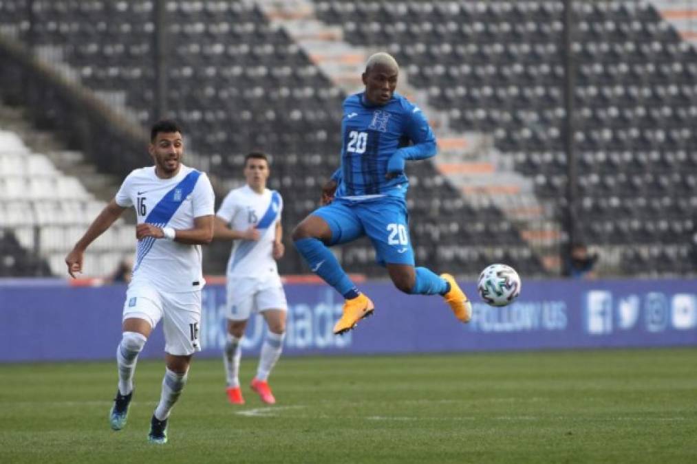 Deybi Flores: El volante atraviesa por un gran momento y podría perfectamente reforzar el centro del campo de la Sub-23 de Honduras en los Juegos Olímpicos de Tokio.