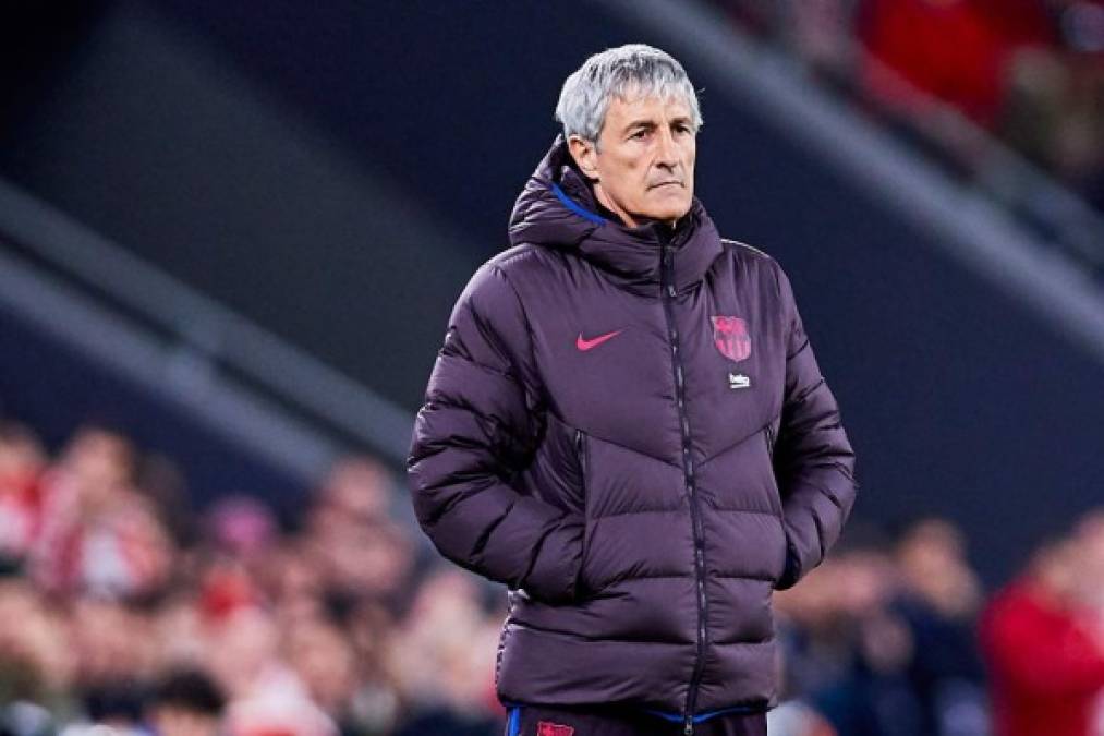 El entrenador del Barcelona, Quique Setién, compareció ante los medios y fue preguntado por su futuro en el banquillo culé. Tiene claro que seguirá dirigiendo al equipo azulgrana la próxima campaña. 'Por supuesto que me veo entrenando al Barcelona el año que viene. La realidad es que a veces las pretensiones no se alcanzan pero detrás hay un trabajo hecho que es el que hay que valorar, no sólo el resultado. Esto es lo que entiendo y que al menos me gustaría que se valorase', afirmó Setién.